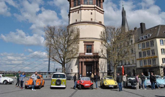 Oldtimer fahren VW Käfer Cabrio fahren