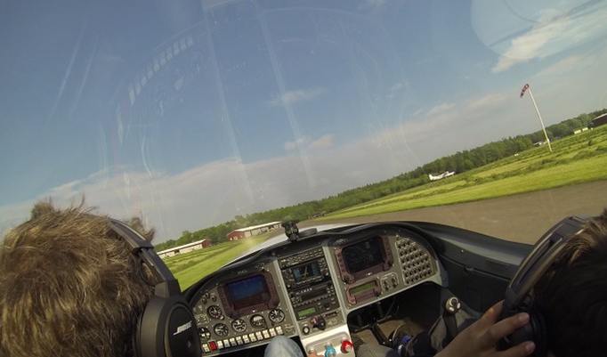 Ultraleichtflugzeug Blick aus dem Cockpit